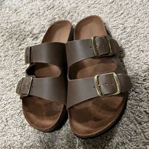 Sonoma Footbed Sandals-barely worn!